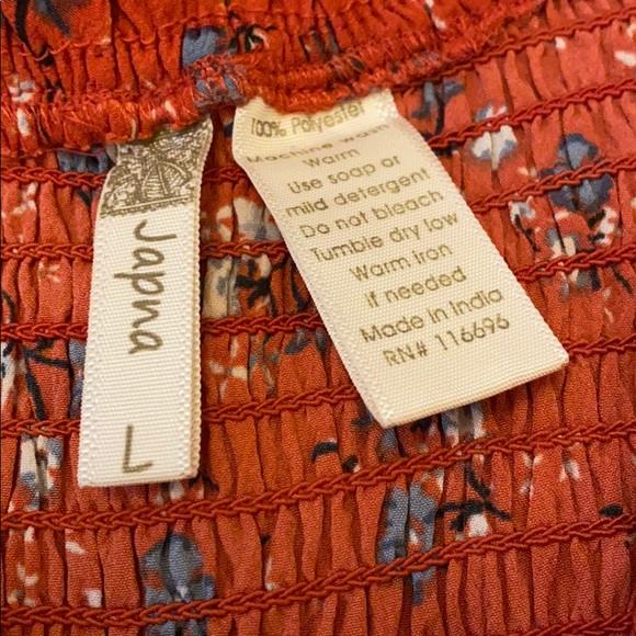 super pretty blouse/shirt - Picture 2 of 3